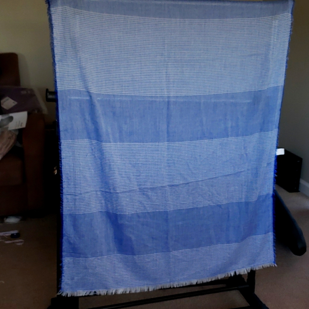 Blue white stripe scarf